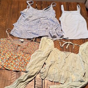 4 Women's Tops from American Eagle all size xs